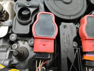катушка зажигания Audi A4 B8/8K 2010, 2.0 л., бензин