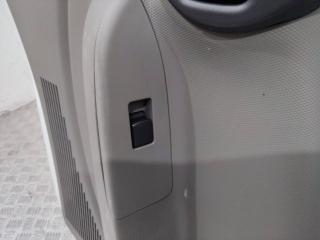 кнопка стеклоподъемника двери передней правой Nissan Cabstar F24 2015