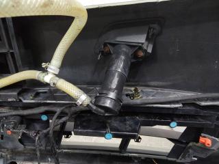 Форсунка омывателя фар (в составе бампера) Audi Q7 4L 2007