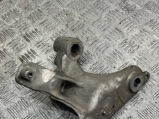 крепление стабилизатора / втулки стабилизатора Renault Megane 4 поколение (2016 - 2020), 548500910R