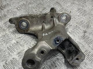 крепление стабилизатора / втулки стабилизатора Renault Megane 4 поколение (2016 - 2020), 548512672R