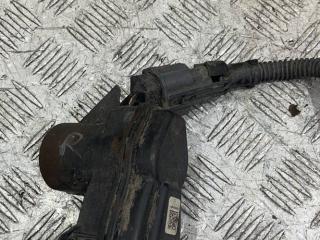 электроручник Renault Kadjar 1 поколение (2015 - 2018), 440102370R