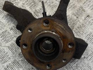 кулак поворотный правый Renault Sandero 1 поколение (2009 - 2014)