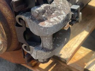 суппорт задний левый Mercedes-Benz S-Класс W221 2007