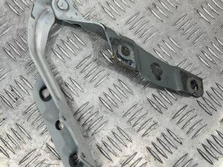 петля капота левая Volkswagen Crafter 2 поколение (2016 - 2026), 7C0823302C