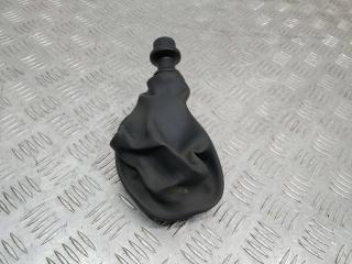 чехол рычага КПП Renault Duster 1 поколение 2011, 969359780R