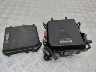 блок предохранителей Renault Megane 3 поколение 2012, 284B61871R