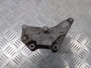 кронштейн двигателя Mercedes-Benz Sprinter 2 поколение (W906) 2010, A6510940039