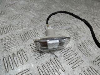 повторитель поворота на крыле Opel Astra H 2007, 13252455