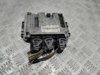 блок управления двигателем Opel Vivaro A 2003, 1.9 л., F9Q 762, дизель, МКПП, 8200051608