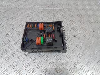 блок предохранителей Volkswagen Touran 1 поколение [рестайлинг] 2007, 0-1718130-1