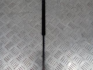 амортизатор капота Volkswagen Touareg 1 поколение 2004