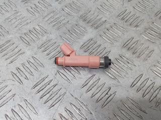 форсунка Toyota Yaris 3 поколение XP130 2012, 1.5 л., бензин, 2325021091