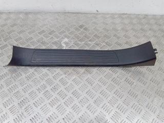 накладка на порог внутренняя Mercedes-Benz GL-Класс X166 2014, A1666800835
