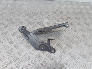 петля капота правая Ford Mustang 6 поколение S550 2015, 5.0 л., бензин, GR3B16800AB