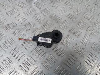 моторчик заслонки печки Renault Megane 4 поколение 2018, 2704181D, T37221BA