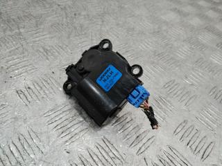 моторчик заслонки печки Hyundai Santa Fe 4 поколение 2018, D332JY9AA05