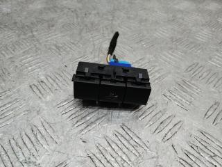 кнопка открытия багажника Peugeot 3008 2 поколение 2017, 9813047277