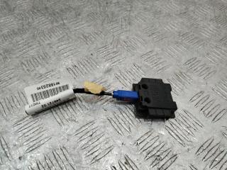 усилитель антенны Peugeot 3008 2 поколение 2017, 9815467480