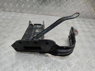 кронштейн переднего бампера Mercedes-Benz C-Класс W203/S203/CL203 2003