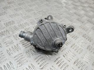насос вакуумный Volvo V70 2 поколение 2005, 30677904