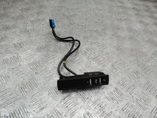 разъем AUX / USB Mercedes-Benz S-Класс W222/C217/A217 2014, A2228200915