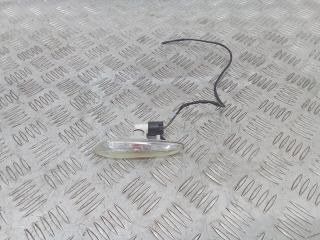 повторитель поворота на крыле BMW 1 серия E81/E82/E87/E88 2006, 693299709