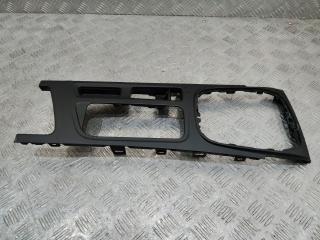 Декоративная накладка центральной консоли Renault Megane 4 поколение 2019, 3347001