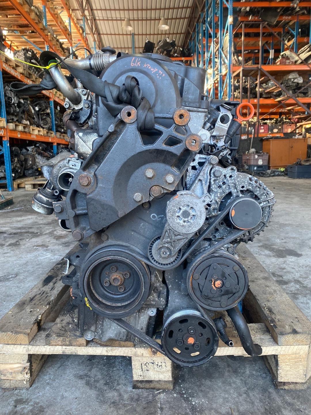 двигатель Volkswagen Golf 5 поколение (2003 - 2009), 2.0 л., дизель, BRT - фото №1