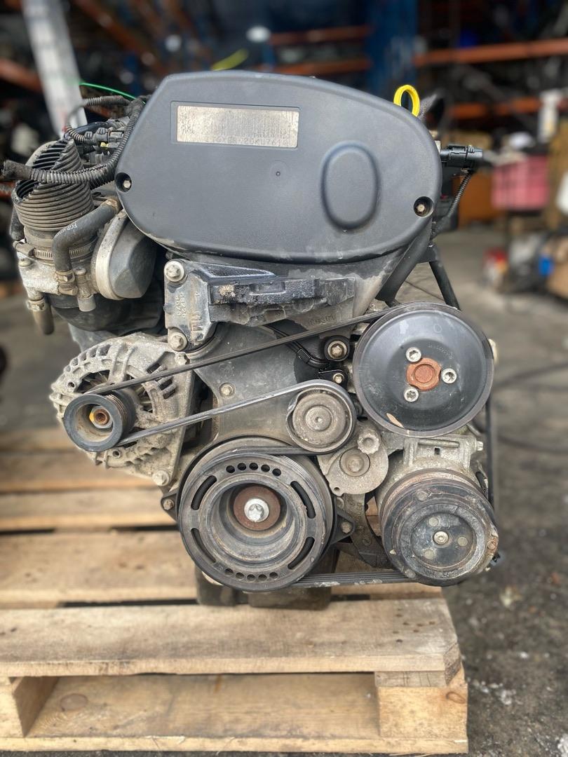 двигатель Opel Zafira 2 поколение (B) (2005 - 2008), 1.6 л., Z 16 XER, бензин, Z16XER - фото №1