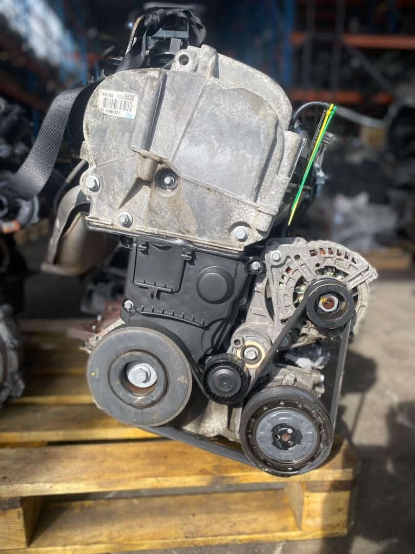 двигатель Renault Scenic 3 поколение (2009 - 2012), 1.6 л., K4M 858, бензин, K4M858, K4M - фото №1