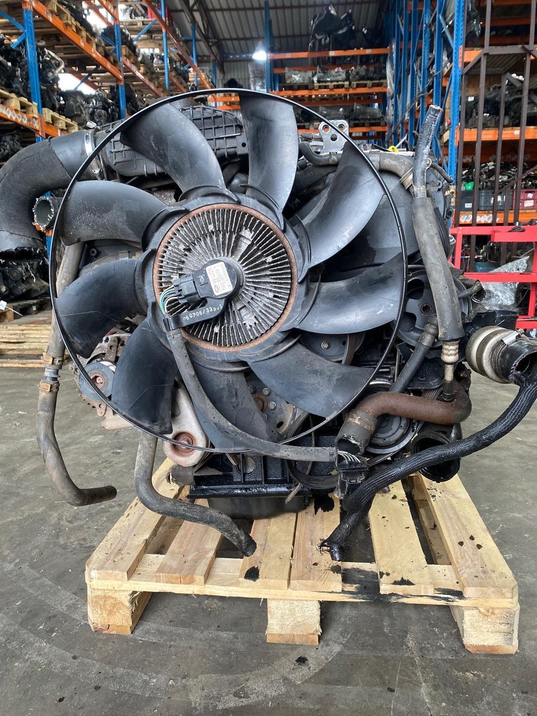 двигатель Land Rover Discovery 3 поколение (2004 - 2009), 2.7 л., 276DT, дизель - фото №1