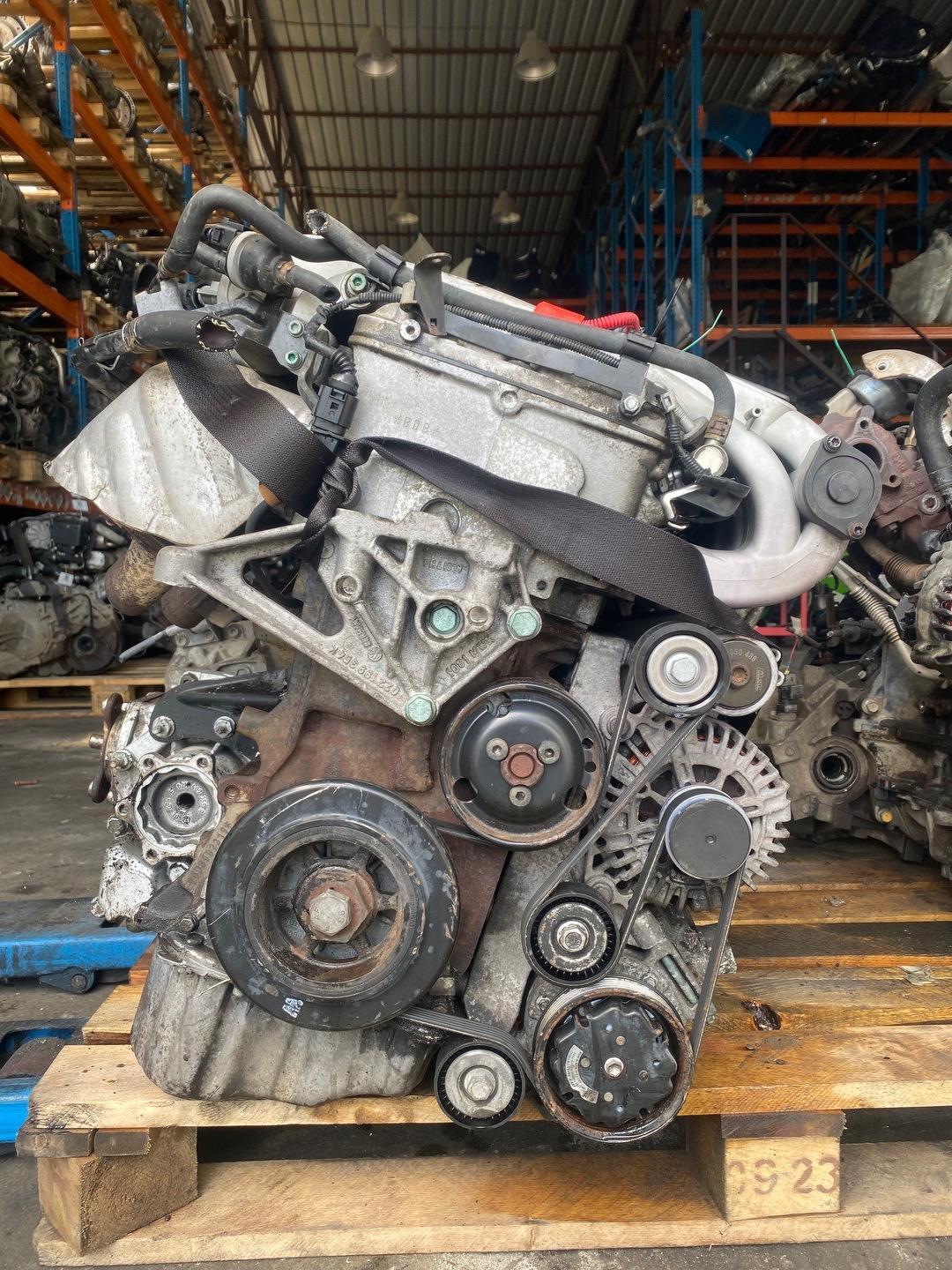 двигатель Audi A3 8P 2004, 3.2 л., BDB, бензин, АКПП, VDV, BDL, VFH, VKK, VMJ, BML - фото №1