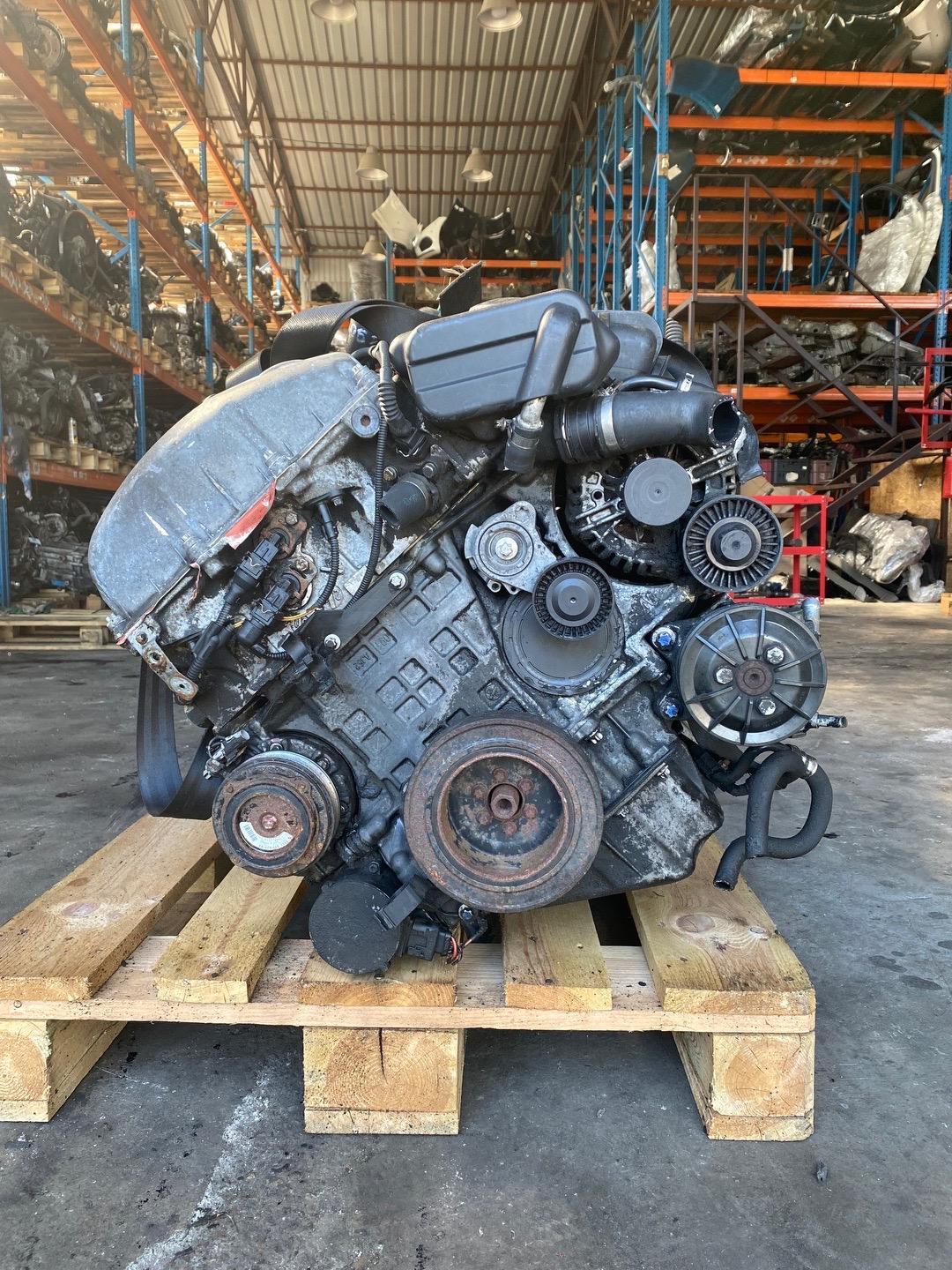 двигатель BMW 3 серия E90/E91/E92/E93 2006, 3.0 л., N52 B30 A, бензин, АКПП, N52B30A, N52B30, N52B30AF - фото №1