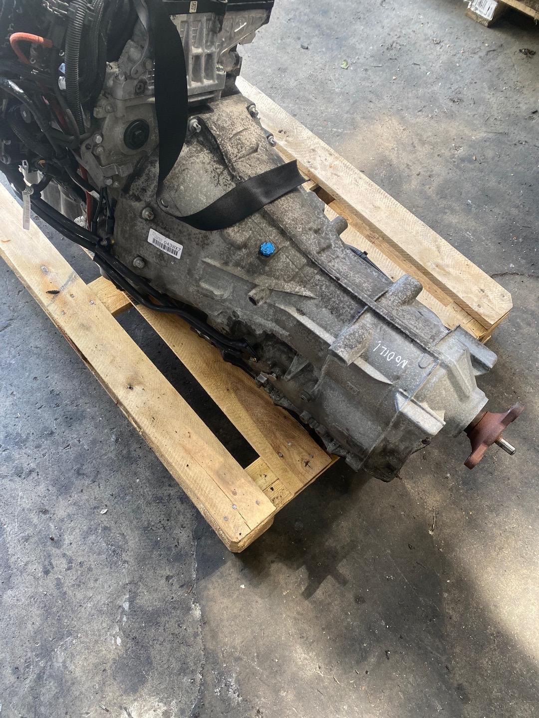 КПП автоматическая (АКПП) BMW 5 серия F07/F10/F11 2012, 2.0 л., N47 D20 C, дизель, АКПП, 7616518, 24007616518, 24007614727, 7614727, 24007606591, 7606591, 8HP-45 - фото №1