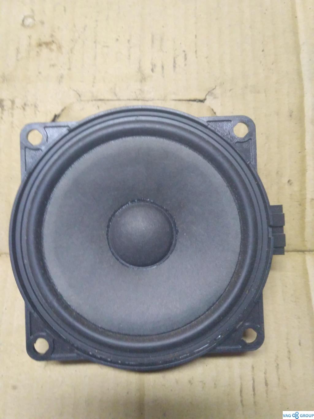 динамик Volkswagen Jetta 5 поколение 2006, 2.0 л., TDi, дизель, седан, 1K0035411, . - фото №1