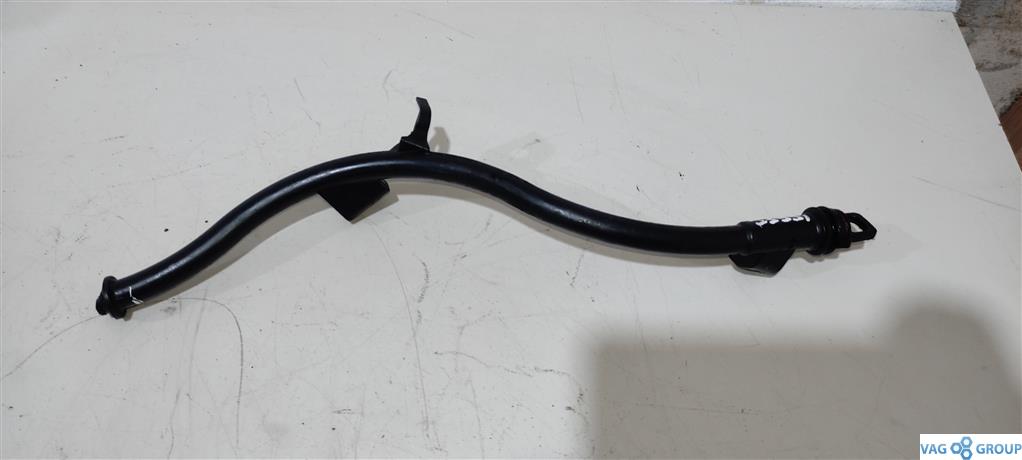 щуп двигателя Volkswagen Passat B6 2009, 2.0 л., TDi, дизель, седан, 03L103634J, 03L103634M, 03L115611T, 03L115611J - фото №1