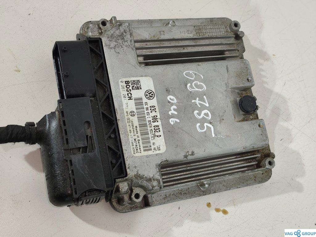 блок управления двигателем Volkswagen Golf 5 поколение 2007, 1.4 л., TSI, бензин, хетчбэк 5 дв., 03C906032P, 03C906032C, 0261201771 - фото №1