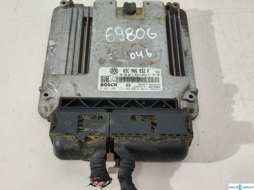 блок управления двигателем Volkswagen Golf 5 поколение 2007, 1.4 л., TSI, бензин, хетчбэк 5 дв., 03C906032P, 03C906032C, 0261201771 - фото №1