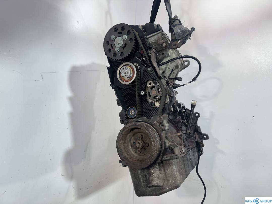 двигатель Volkswagen Transporter T5 2006, 1.9 л., TDi, дизель, фургон, AXB, AXC - фото №1