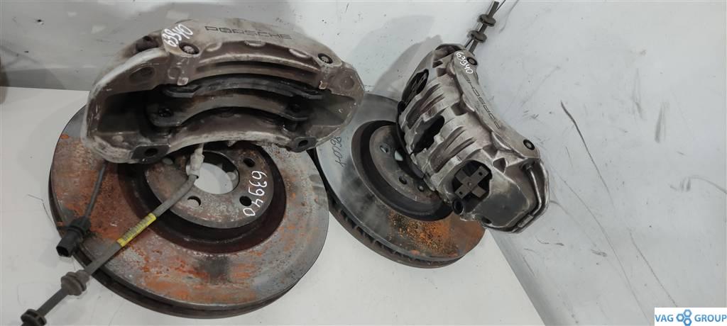 комплект тормозов Porsche Macan 1 поколение 2017, бензин, внедорожник 5 дв., 95B615123A, 7PP615123, 95B615105Q, 95B615123D, 95B615123H - фото №1