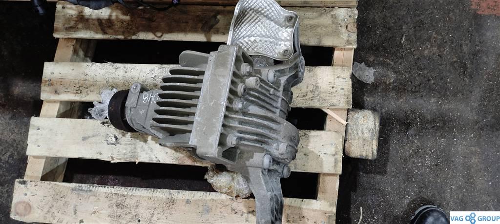 редуктор заднего моста Porsche Macan 1 поколение 2017, 3.0 л., дизель, внедорожник 5 дв., ., 95B525015K - фото №1