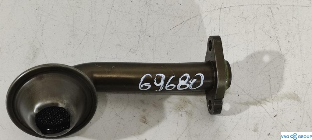 маслозаборник Volkswagen Passat B6 2009, 2.0 л., TDi, дизель, седан, 038115251B, 038115251F - фото №1