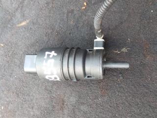 насос (моторчик) омывателя стекла Volkswagen Passat B5 1998, 4.2 л., бензин, седан, 8K5955647, 1K5955651