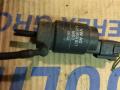 насос (моторчик) омывателя стекла Volkswagen Passat B5 1998, 1.9 л., TDi, дизель, седан, 1T0955651, 1J5955651 - фото №2