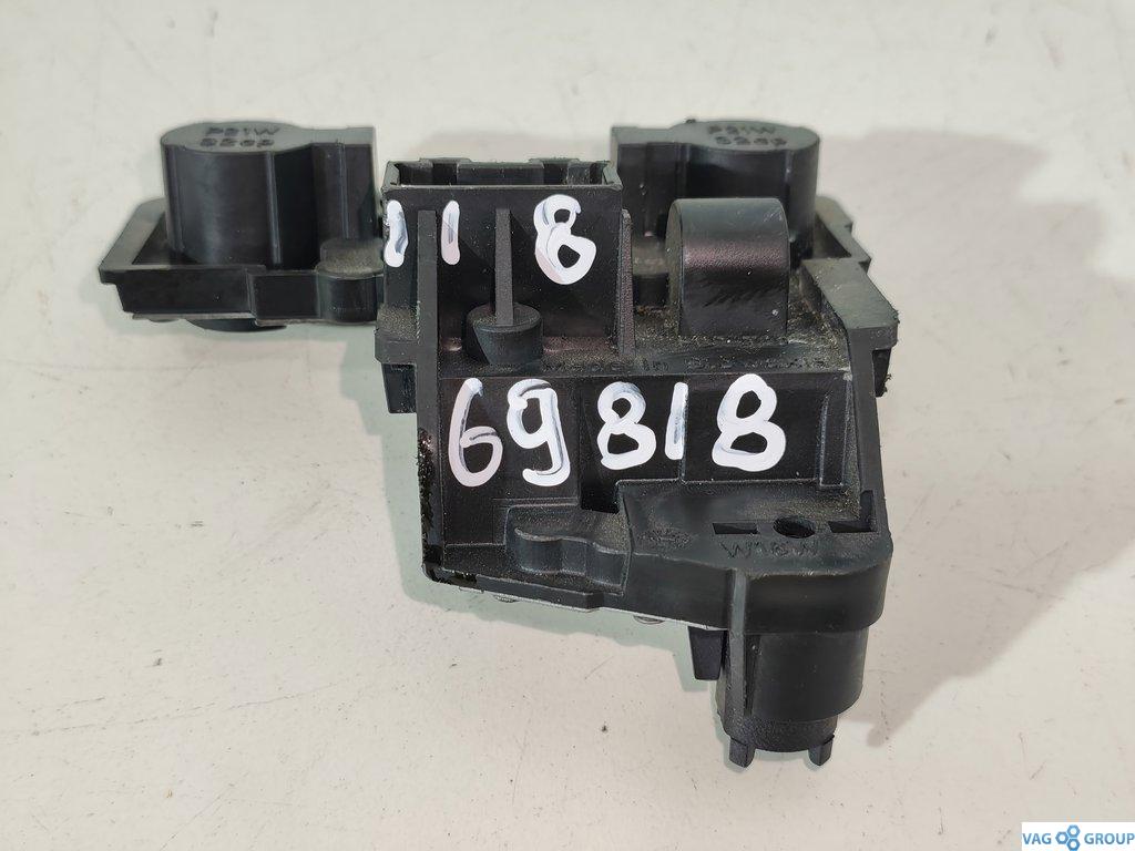 панель заднего фонаря Audi A4 B7 2006, 1.8 л., бензин, седан, ., 167011 - фото №1