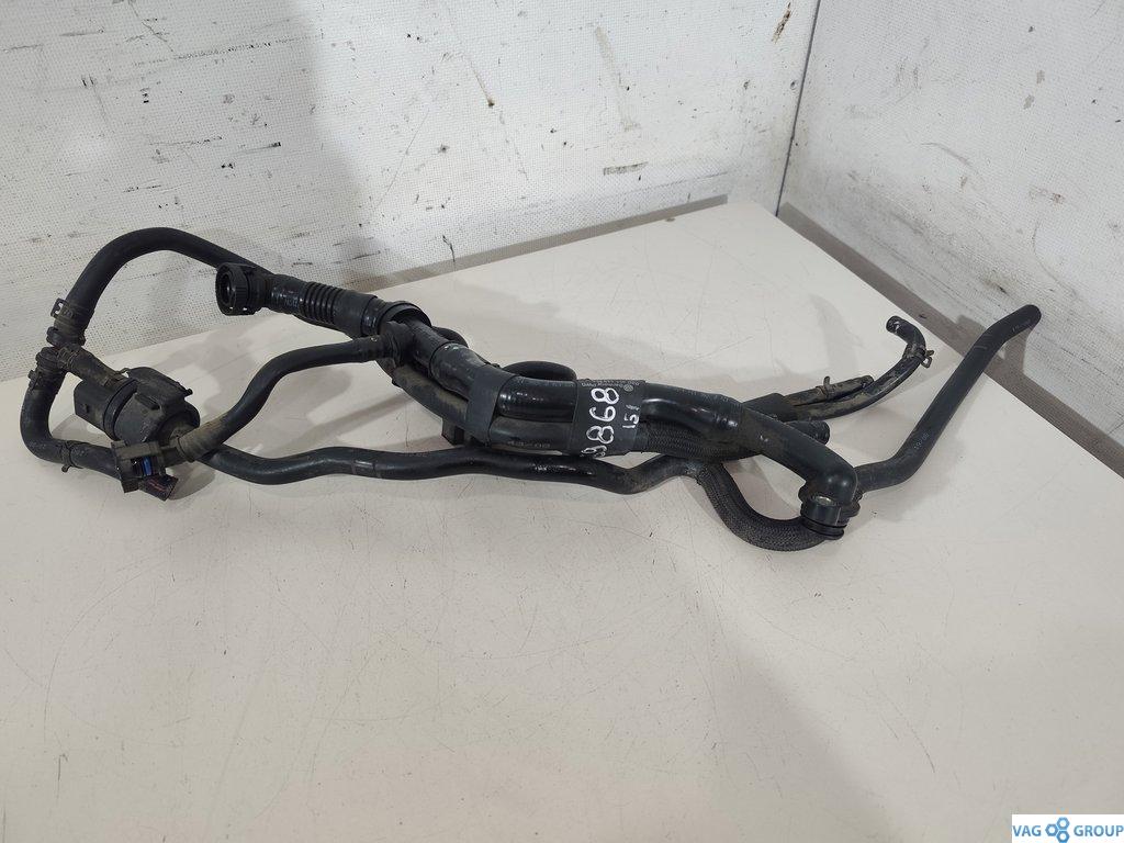 патрубок (трубопровод, шланг) Volkswagen Tiguan 1 поколение 2009, 1.4 л., бензин, внедорожник 5 дв., 03C103175D, 03C103175K, 03C103175L, 03C103474J - фото №1