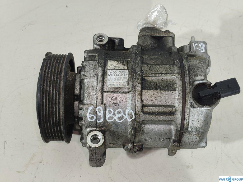 компрессор кондиционера Volkswagen Caddy 3 поколение 2006, 2.0 л., TDi, дизель, фургон, 1K0820859P, 1K0820803S, 1K0820859M, 1K0820859S, 1K0820803L, 1K0820859F, 1K0820803N, 1K0820803F, 1K0820859E, 5N0820803C, 1K0820803P, 5N0820803A, 1K0820859T, 1K0820859C, 5Q0820803E, 5N0820803, 5N0820803H, 890632, 1K0820803C, 1K0820859D, 1K0820803E, 5K0820803H, 1K0820808DX, 1K0820808FX, 5K0820803J, 1K0820803QX, 1K0820808A, 1K0820808BX, 1K0820859H, 1K0820859N, 5K0820803, 5K0820803C, 5K0820803E, 5K0820803G, 5K0820803L, 5Q0820803J, 5Q0820803N, 5Q0820803R, 8J0260805A, 699357 - фото №1