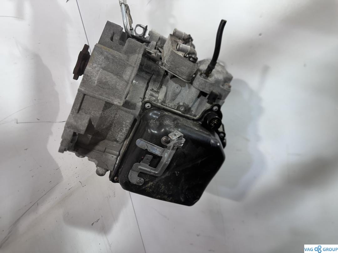 КПП автоматическая (АКПП) Volkswagen Golf 5 поколение 2007, 2.0 л., TDi, дизель, KDA, LQT, HQN, LTE, MFL, PBF, HXS, HQL, KMX, KCU, HXU, LRA, HLH, KPQ, HXY, KPW, JPJ, GPU, GYM, GYN, HBP, HFQ, HJQ, HLE, HLF, HQF, HTB, KMW, KPS, KPU, KQC, LQV, LTD, MFM, MSU, MSV, NJK, NLP, PPY, DQ250, GKF, GPQ, GPV, GSS, GYP, GYQ, GYR, HJP, HQG, HQH, HQM, HQQ, HXT, HYC, HZJ, JPK, JPL, JPQ, KCV, KCW, KMY, KMZ, KNE, KPT, KQX, KXD, LQS, LQW, LRT, LTF, LTG, LTM, MLX, MMB, NJJ, PBE, PPX, KLN, KND - фото №1