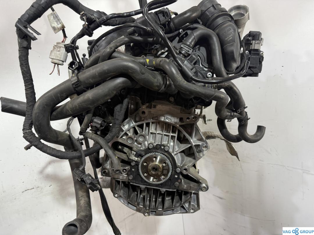 двигатель Volkswagen Jetta 6 поколение 2012, 1.2 л., бензин, CJZ, CYVB, CJZA, CYV, CJZB, CJZC, CJZD, CYVA, CYVC, CYVD - фото №1